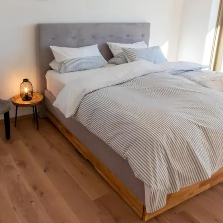 Tirol Apartman *