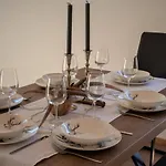 Tirol Apartman *